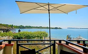 Sea Vacation Homes